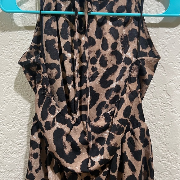 Leopard Romper - Picture 9 of 11